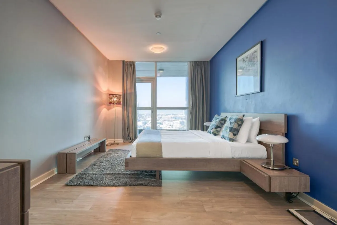 23 Marina Tower, Dubai Marina - Mint Stay Apartment